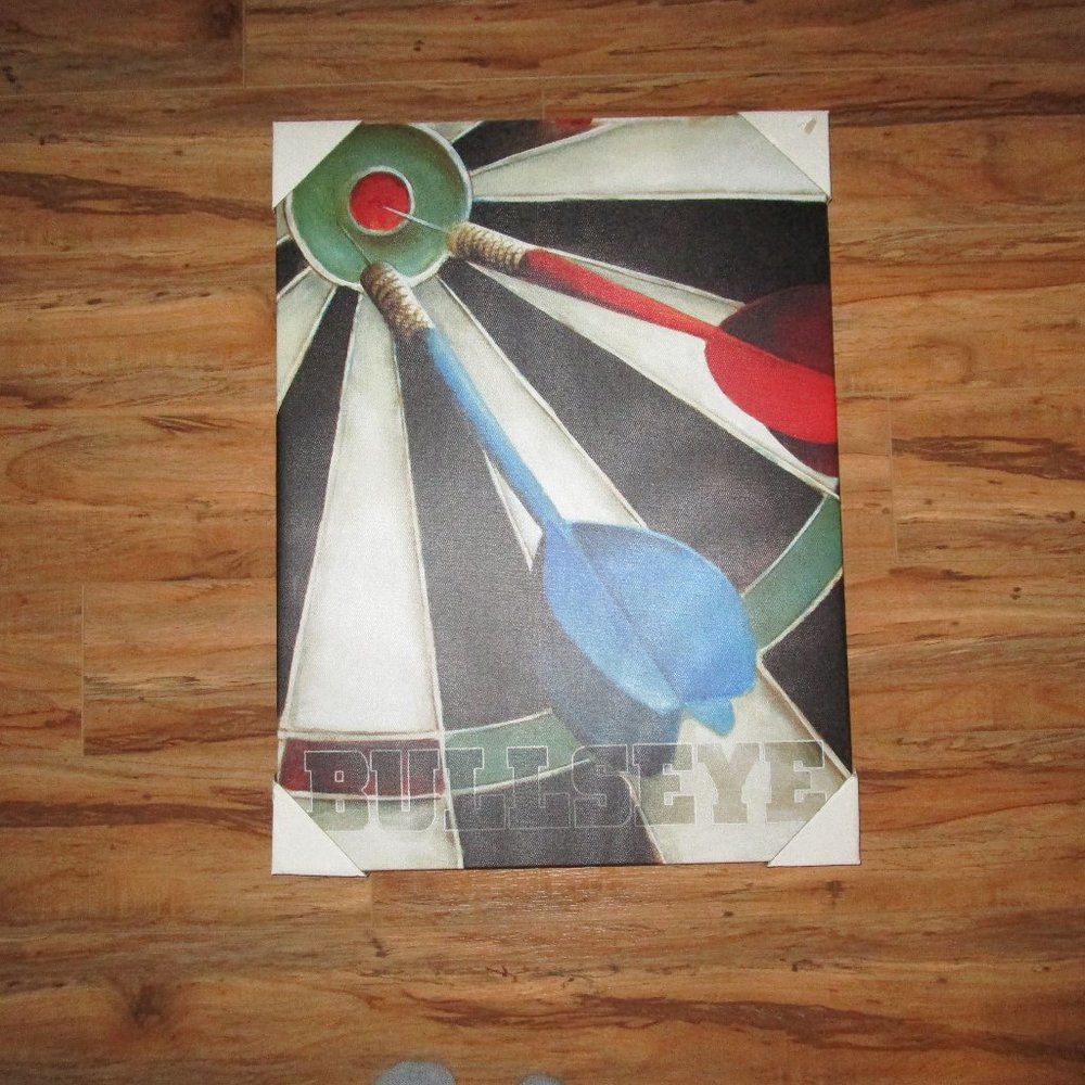 BULLSEYE Canvas NWT
